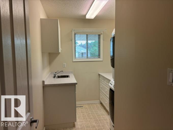 155 Oeming Rd NW NW, Edmonton, Alberta  T6R 1M4 - Photo 9 - E4496961