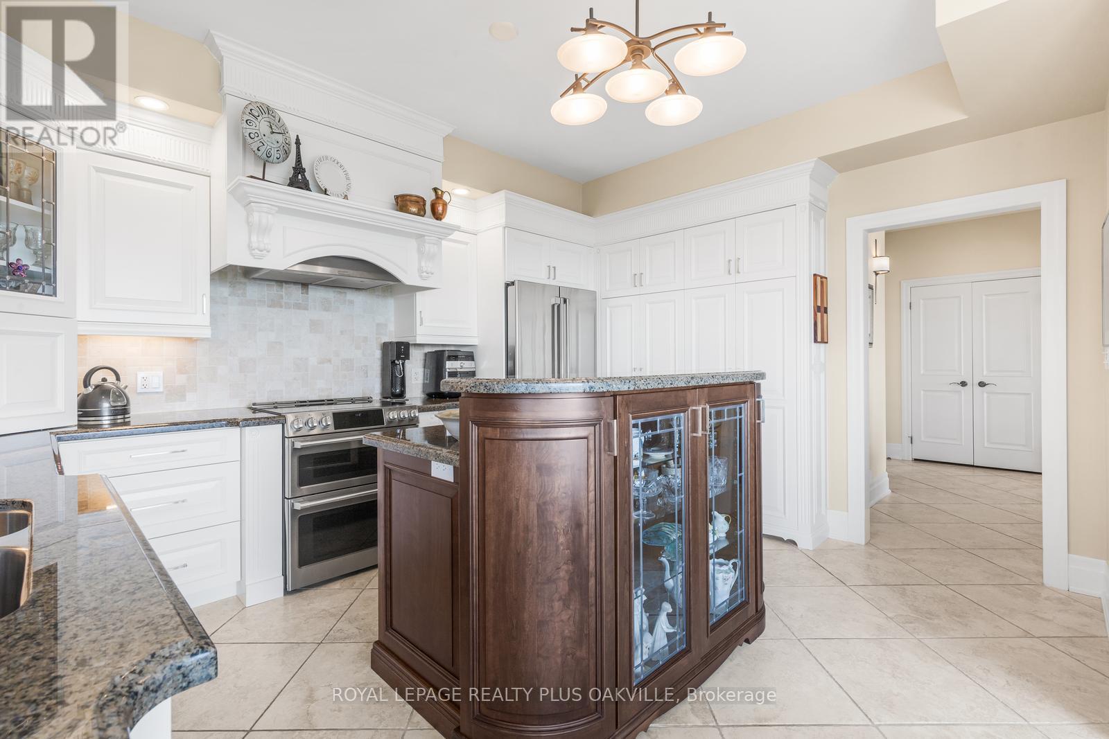 604 - 5340 Lakeshore Road, Burlington, Ontario  L7L 7A8 - Photo 15 - W13520032
