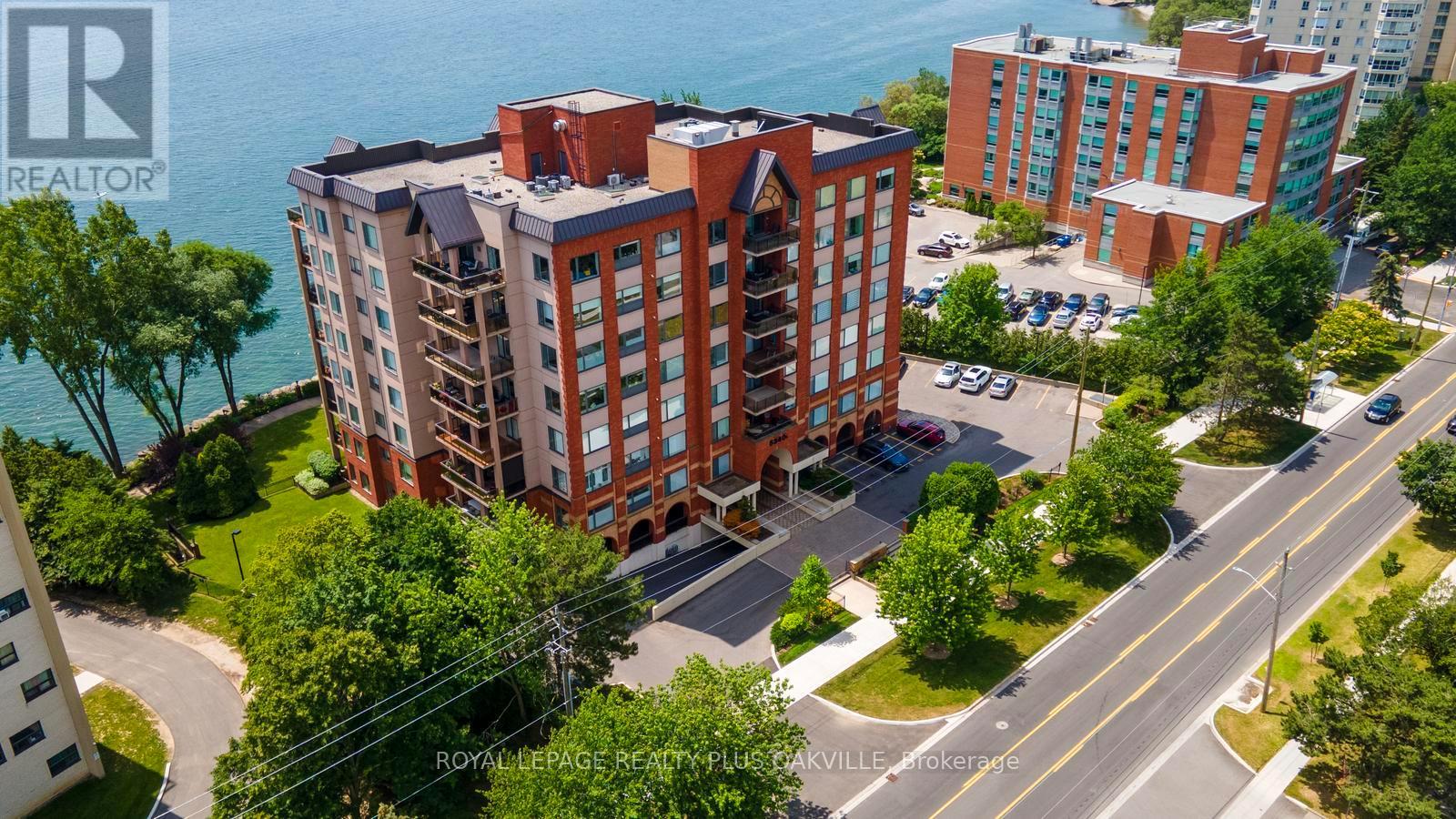 604 - 5340 Lakeshore Road, Burlington, Ontario  L7L 7A8 - Photo 2 - W13520032