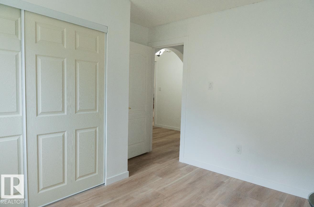 183 Dechene Rd NW, Edmonton, Alberta  T6M 2M8 - Photo 47 - E4496968