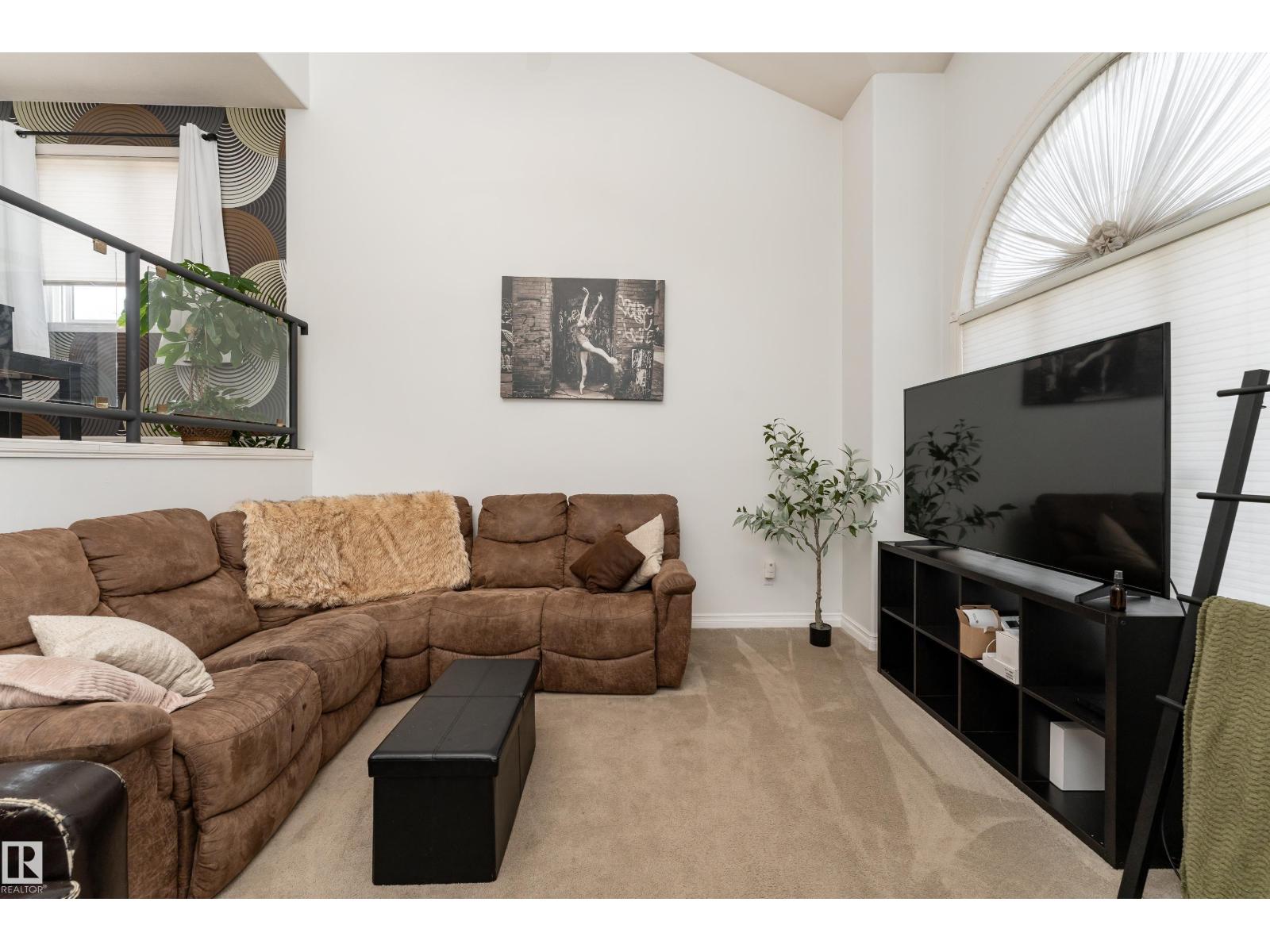 183 Dechene Rd NW, Edmonton, Alberta  T6M 2M8 - Photo 5 - E4496968