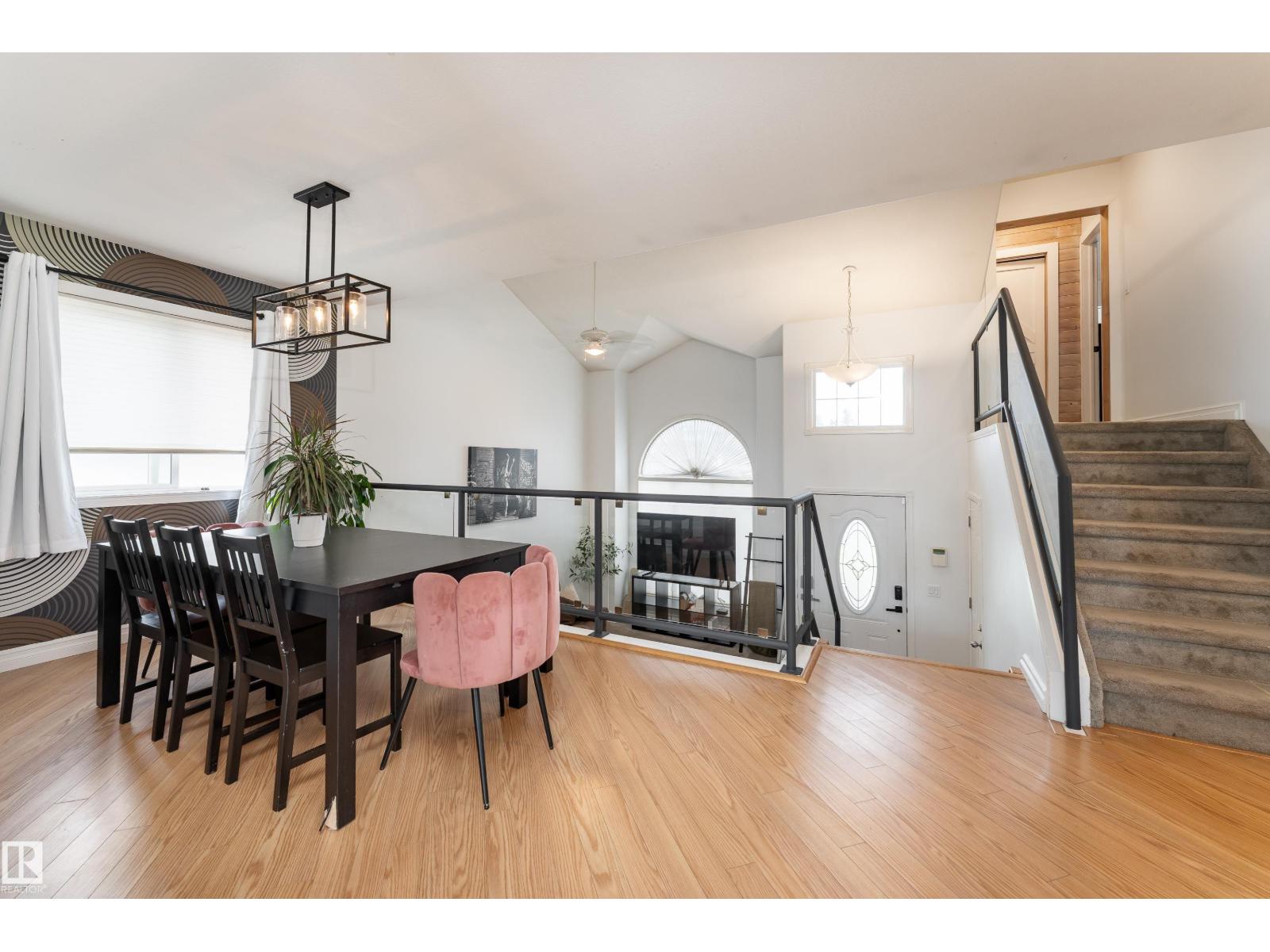 183 Dechene Rd NW, Edmonton, Alberta  T6M 2M8 - Photo 10 - E4496968