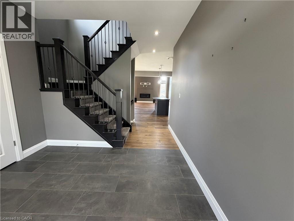 502 Sundew Drive, Waterloo, Ontario  N0V 0B9 - Photo 3 - 40844971