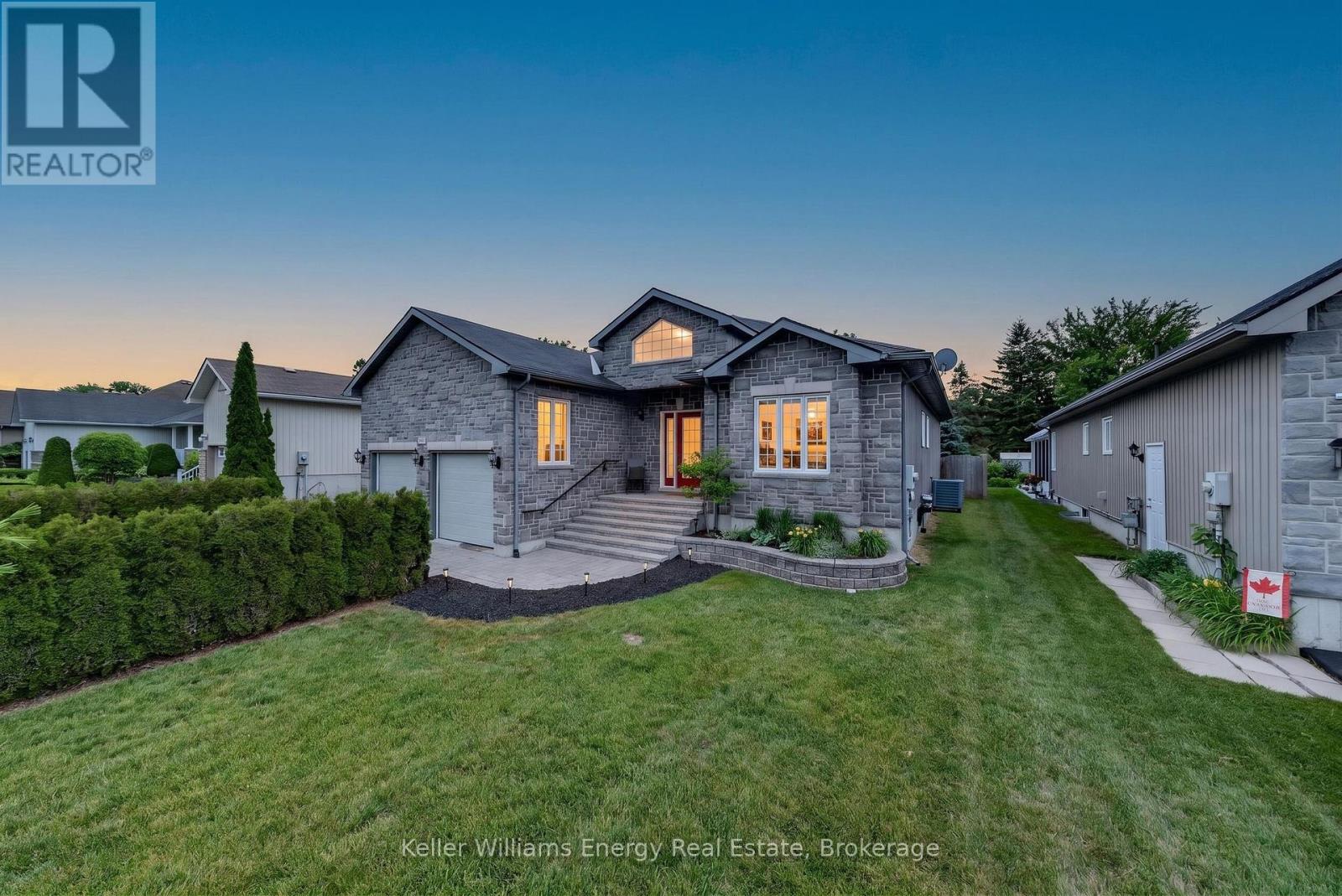 19 Jasper Avenue, Prince Edward County, Ontario  K0K 2T0 - Photo 1 - X13520324