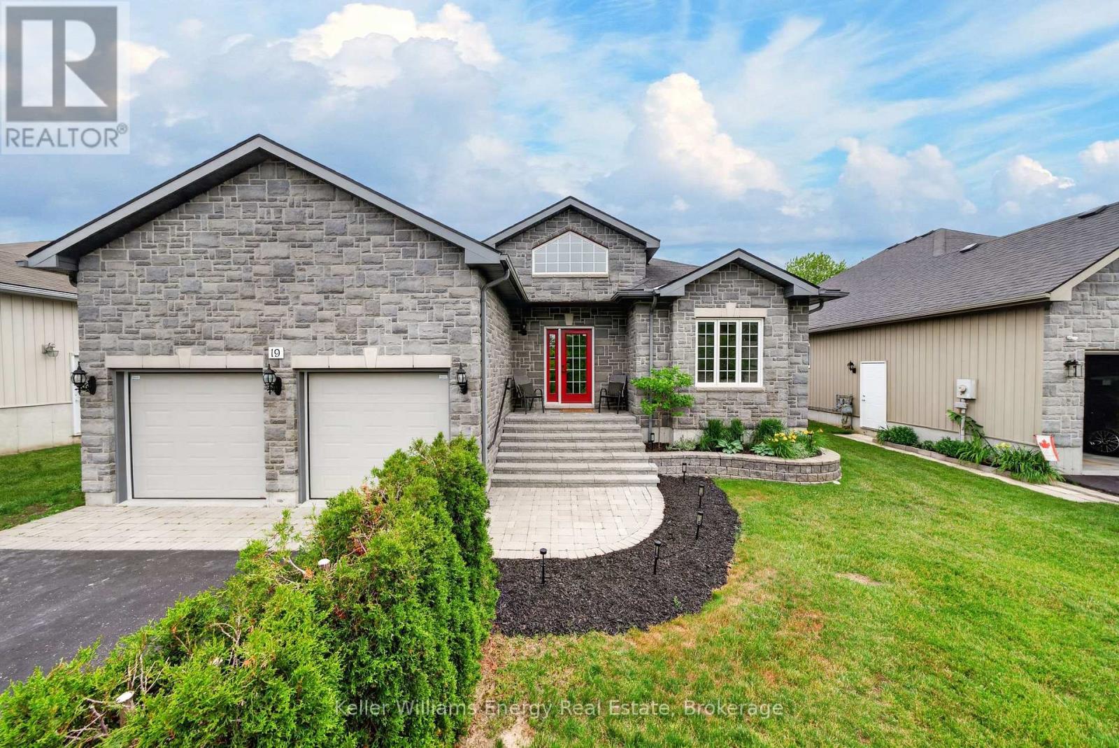 19 Jasper Avenue, Prince Edward County, Ontario  K0K 2T0 - Photo 3 - X13520324