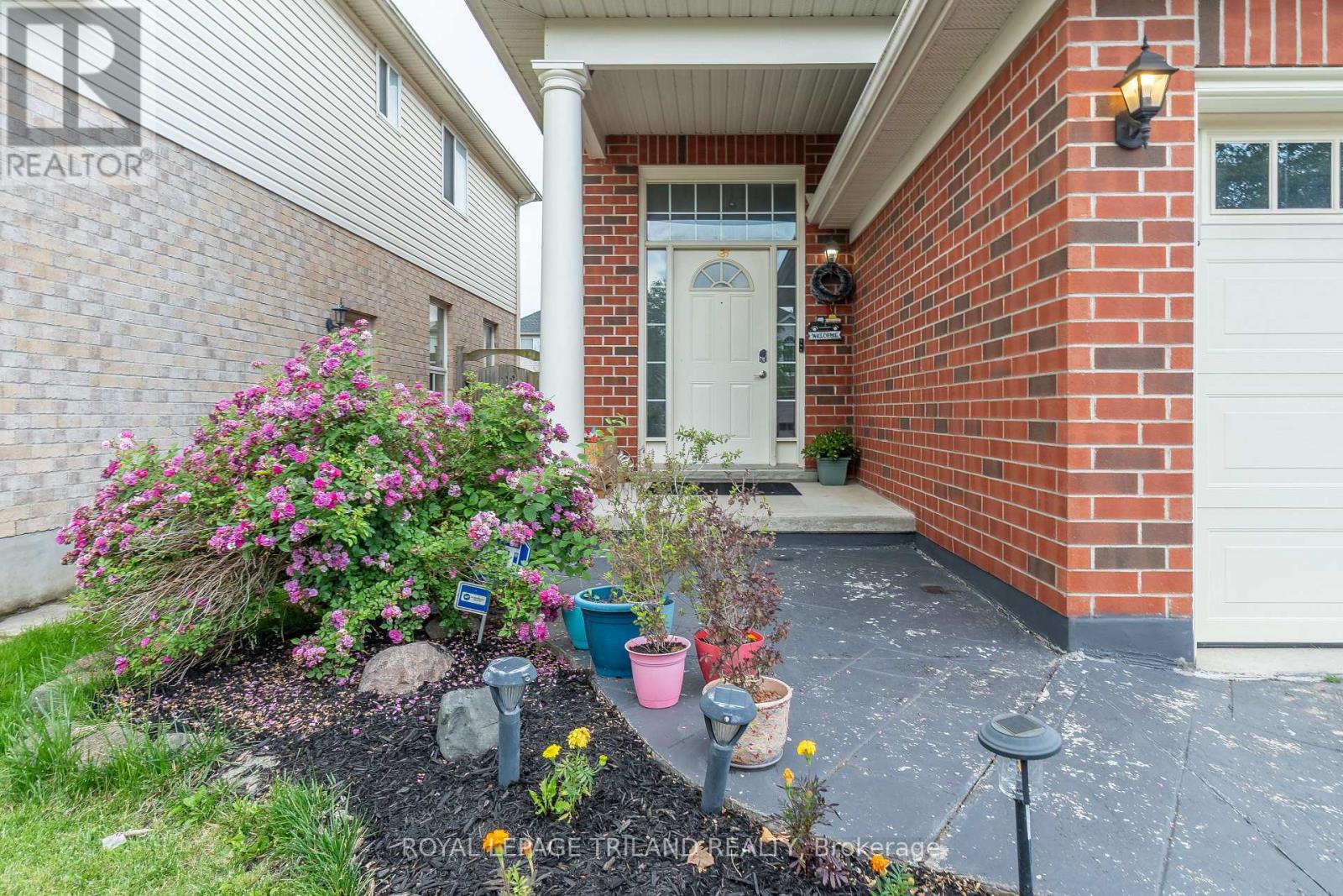 1817 Gough Avenue, London North, Ontario  N5X 4P6 - Photo 4 - X13520138