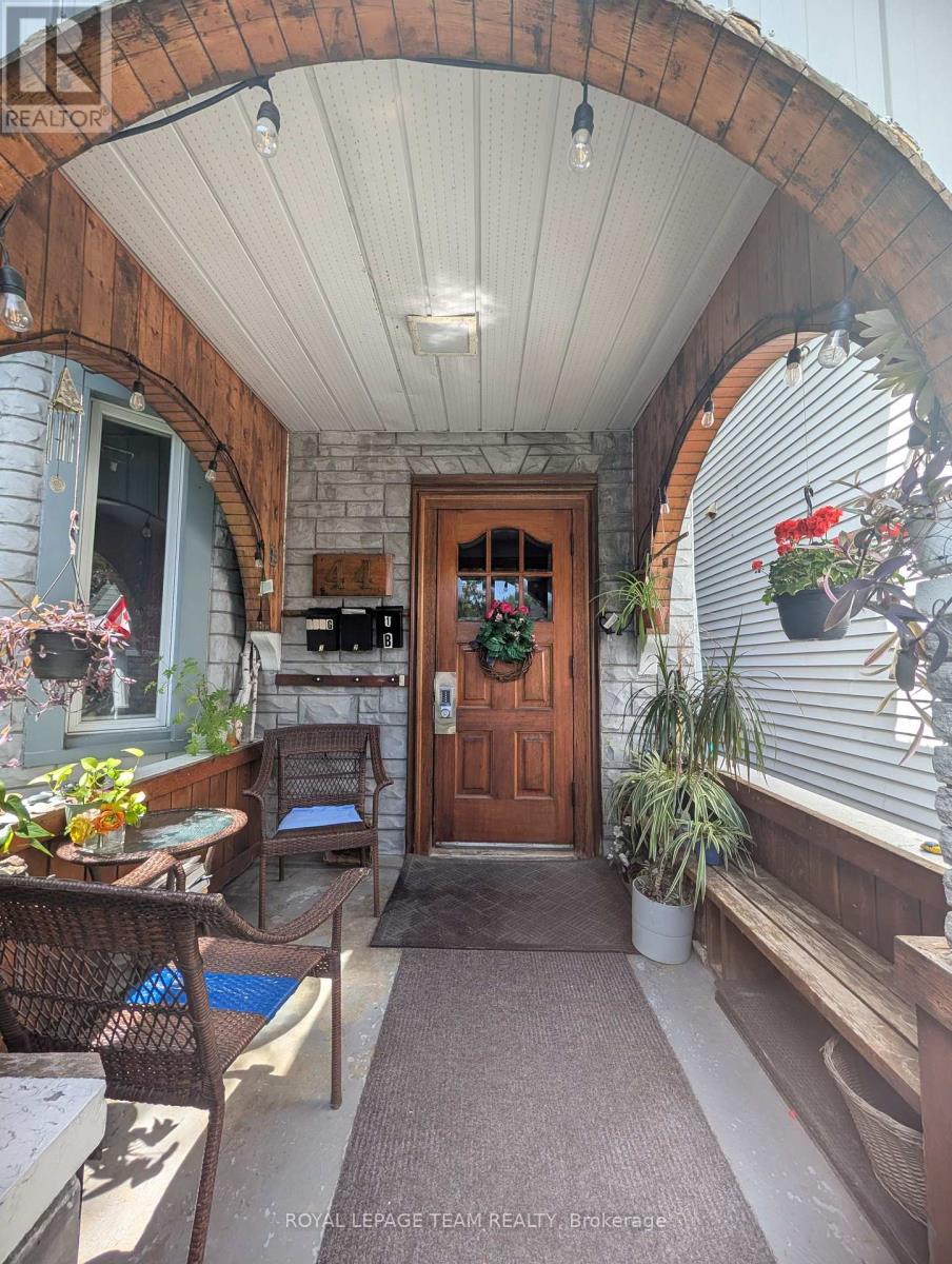 Unit 1 - 44 Spadina Avenue, Ottawa, Ontario  K1Y 2B6 - Photo 2 - X13520356