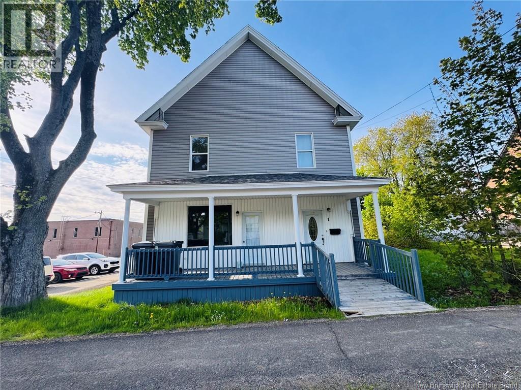 1 Aberdeen Street, Campbellton, New Brunswick