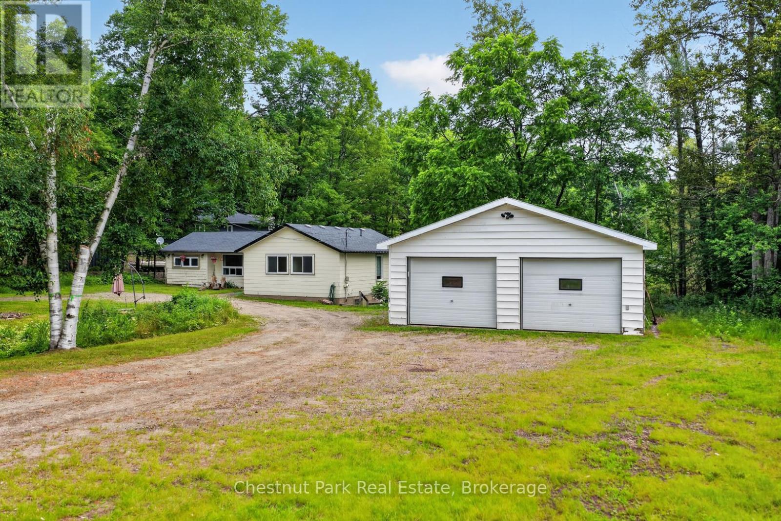 52 JOSEPH STREET, Muskoka Lakes, Ontario