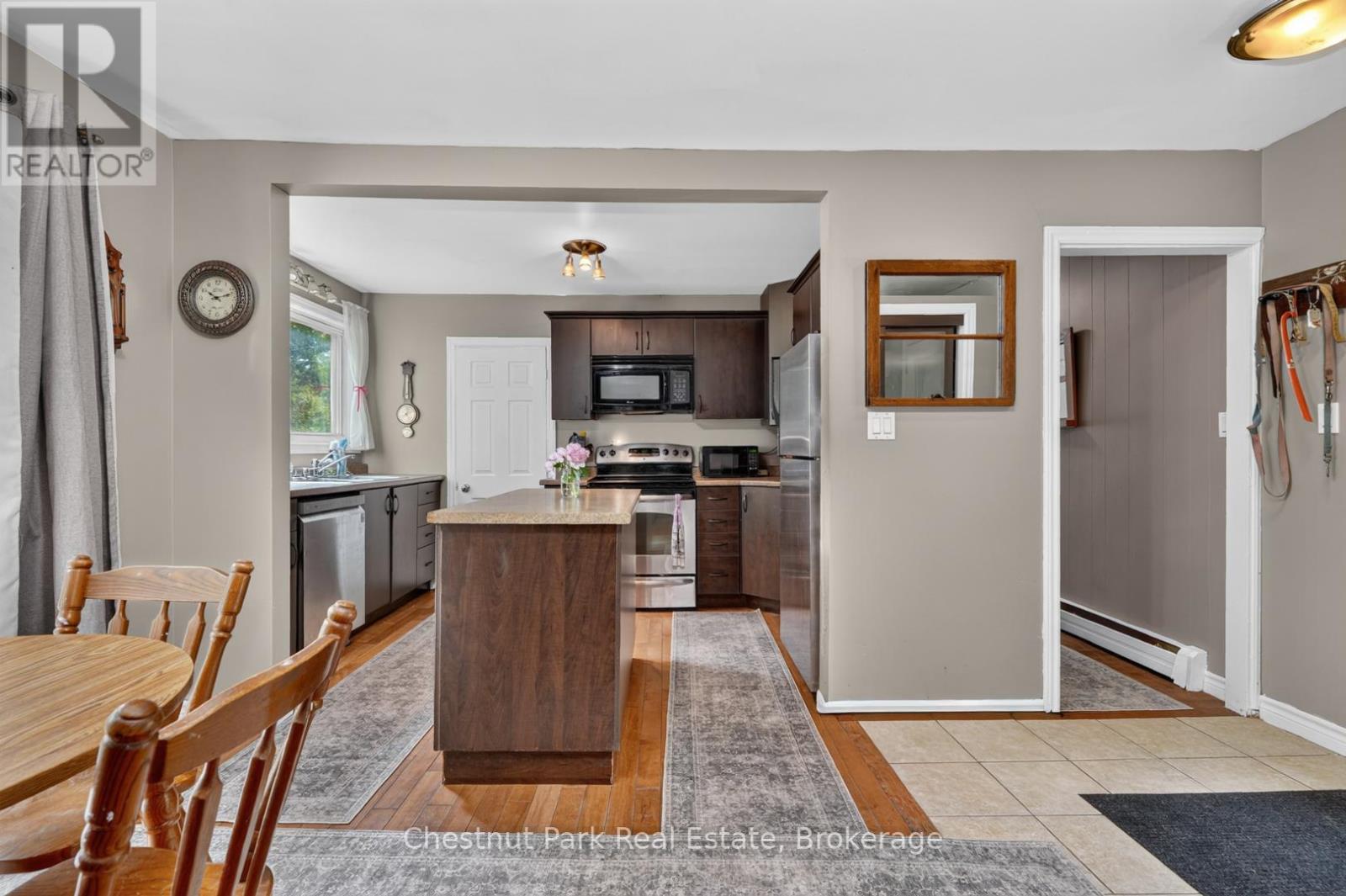 52 Joseph Street, Muskoka Lakes, Ontario  P0B 1J0 - Photo 8 - X13520152