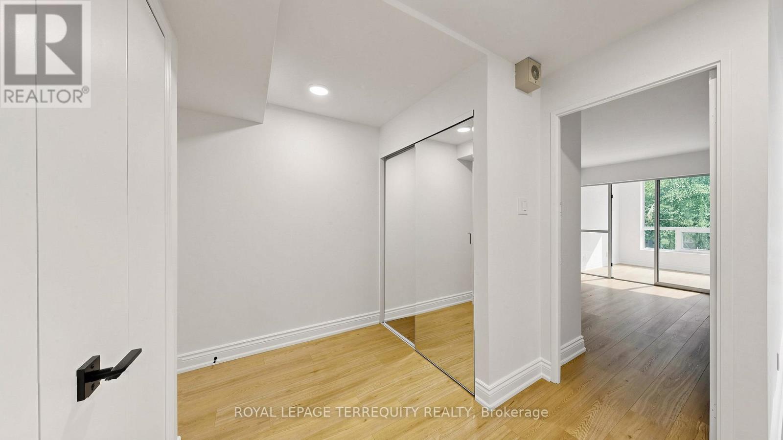 220 - 92 King Street E, Toronto, Ontario  M5C 2V8 - Photo 24 - C13520076