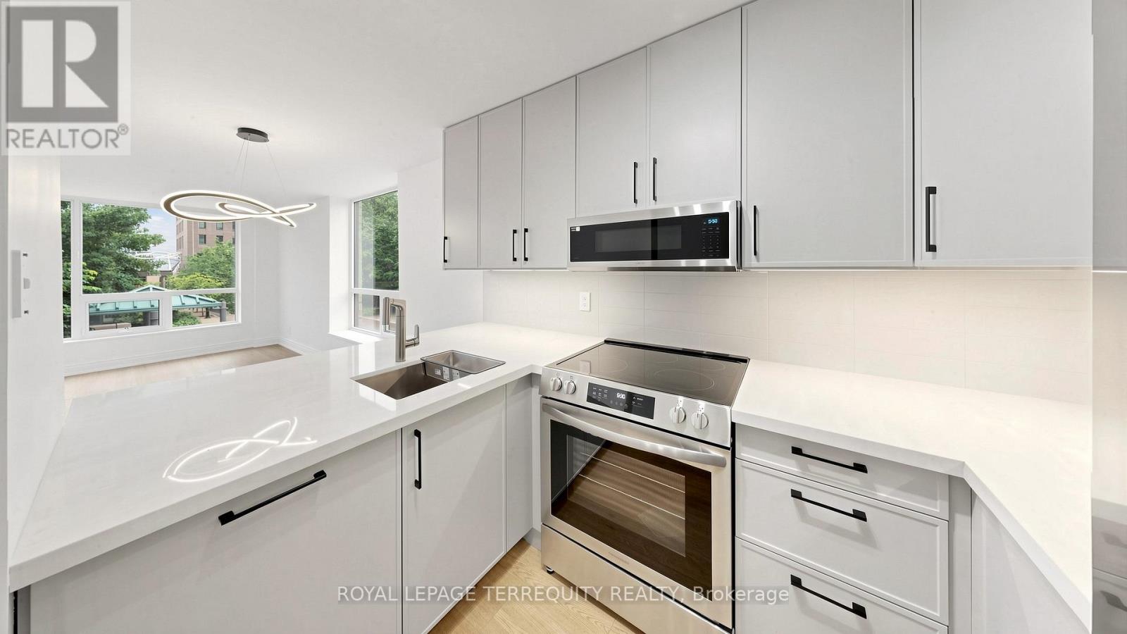 220 - 92 King Street E, Toronto, Ontario  M5C 2V8 - Photo 4 - C13520076
