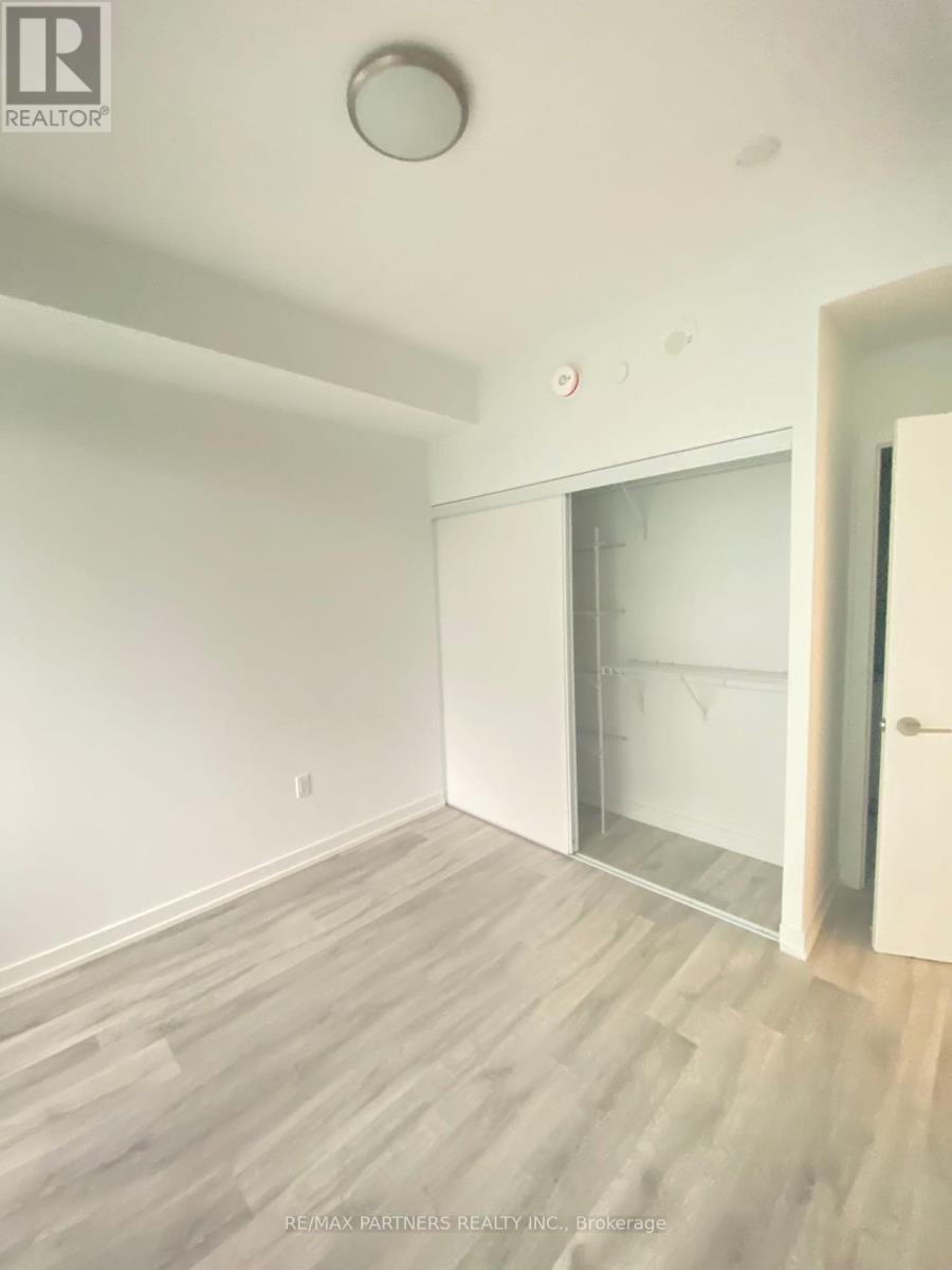 N723 - 7 Golden Lion Heights, Toronto, Ontario M2M 0C1 - Photo 10 - C13520096