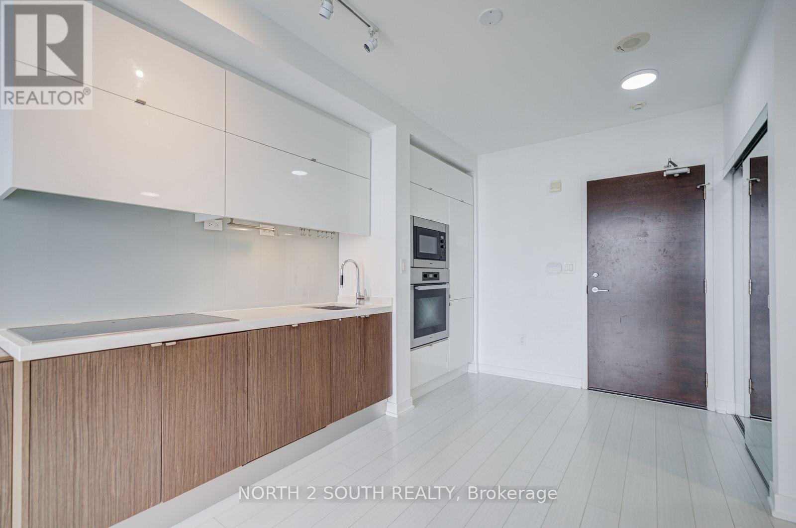 Ph11 - 21 Iceboat Terrace, Toronto, Ontario  M5V 4A9 - Photo 12 - C13520176