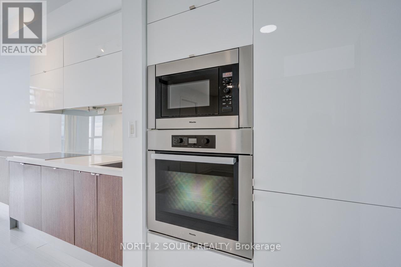 Ph11 - 21 Iceboat Terrace, Toronto, Ontario  M5V 4A9 - Photo 15 - C13520176