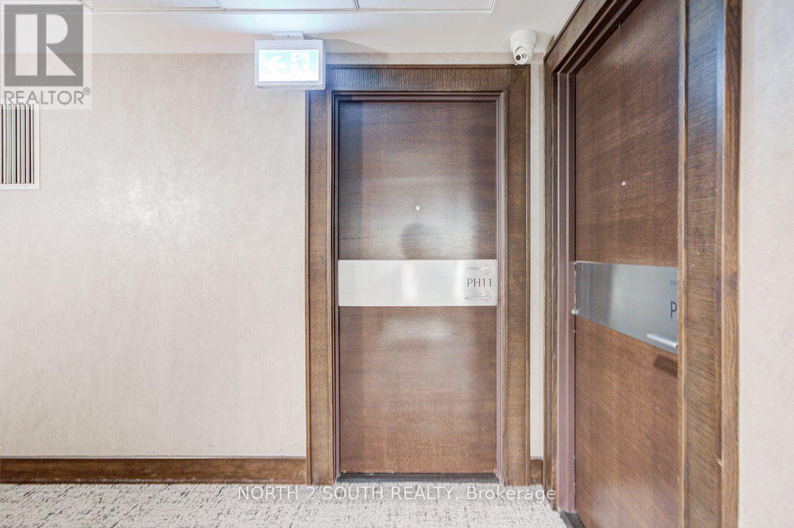 Ph11 - 21 Iceboat Terrace, Toronto, Ontario  M5V 4A9 - Photo 4 - C13520176