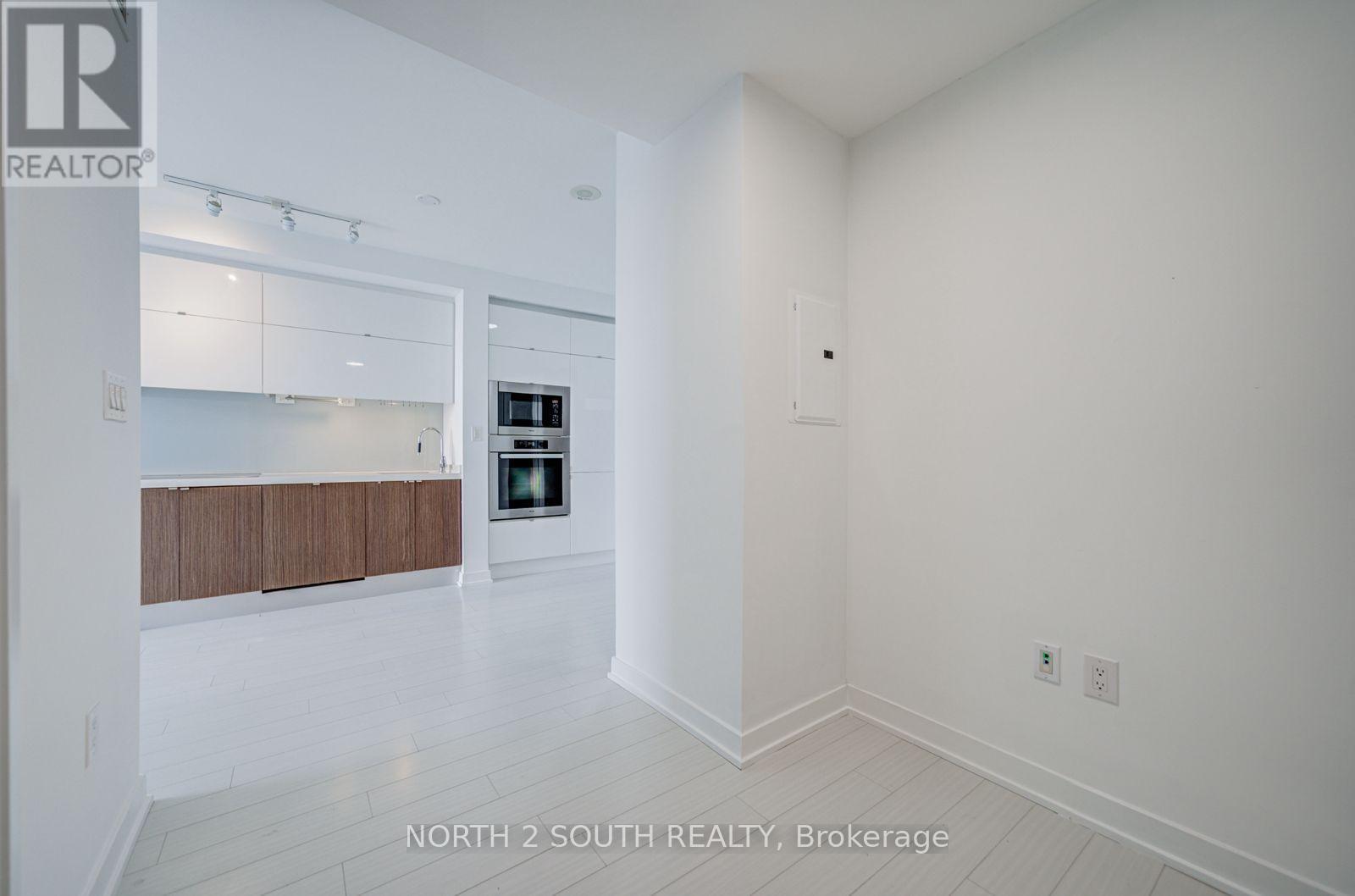 Ph11 - 21 Iceboat Terrace, Toronto, Ontario  M5V 4A9 - Photo 9 - C13520176