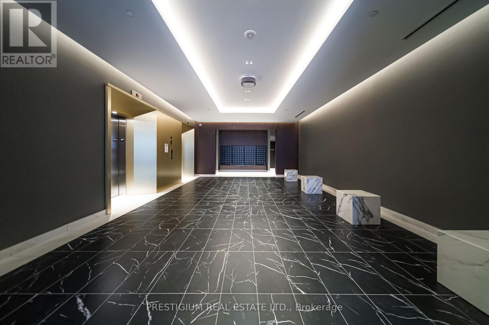 303 - 500 Dupont Street, Toronto, Ontario  M6G 1Y7 - Photo 4 - C13520214