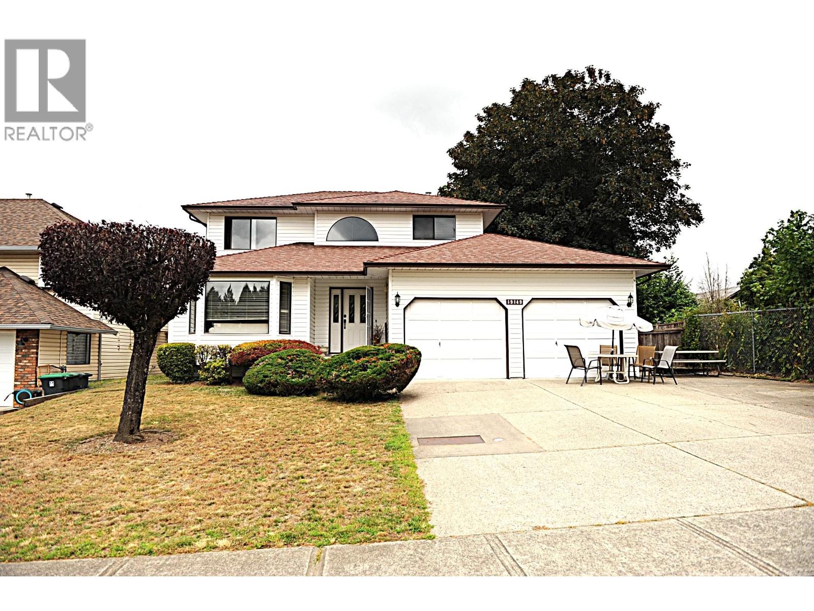 19149 117b Avenue, Pitt Meadows, British Columbia  V3Y 2C3 - Photo 2 - R3142090