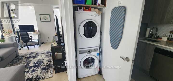 309 - 246 Logan Avenue, Toronto, Ontario  M4M 0E9 - Photo 11 - E13520118