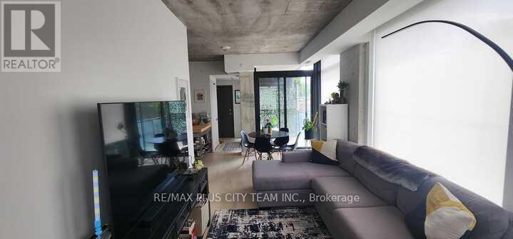 309 - 246 Logan Avenue, Toronto, Ontario  M4M 0E9 - Photo 4 - E13520118
