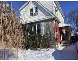 87 GLADSTONE AVENUE, Oshawa, Ontario