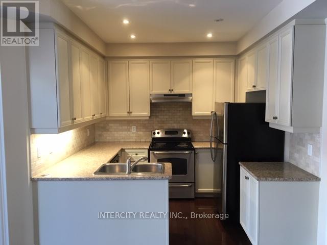 150 Golden Forest Road, Vaughan, Ontario  L6A 0S6 - Photo 4 - N13520090