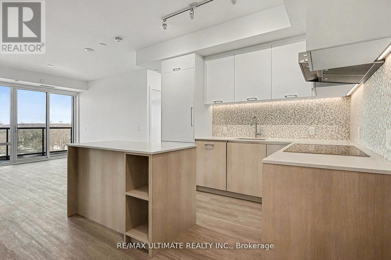 727 - 8188 Yonge Street, Vaughan, Ontario  L4J 1W5 - Photo 8 - N13520250