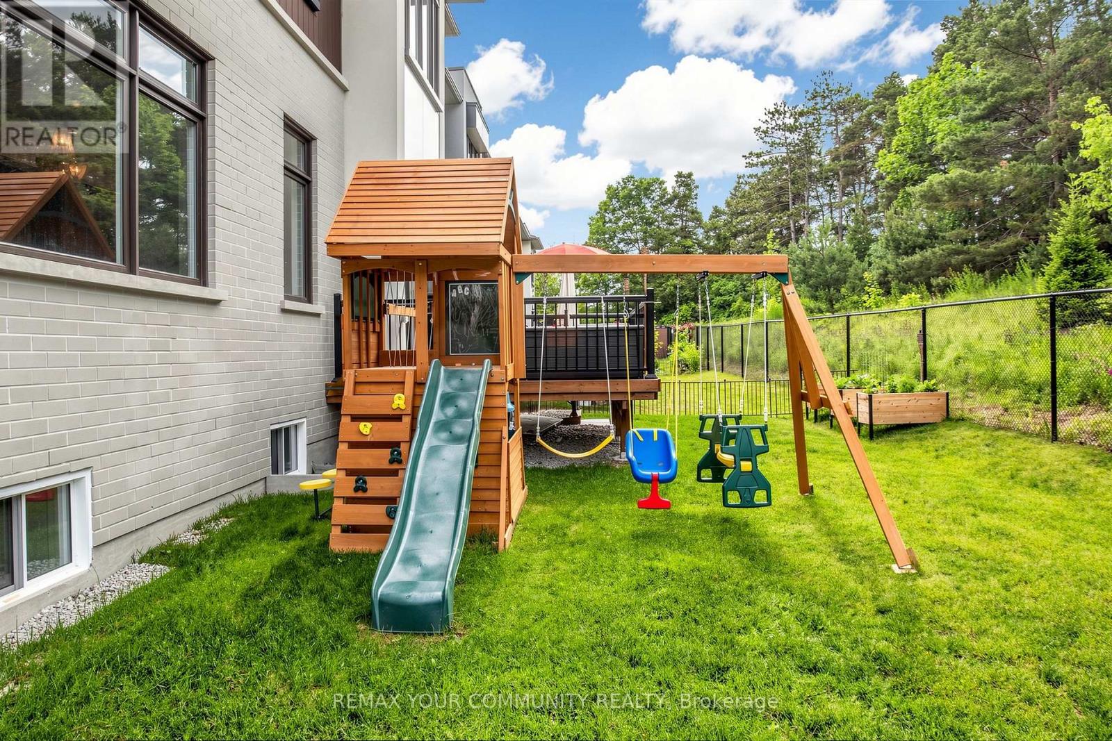 60 Royal Hill Court, Aurora, Ontario L4G 3Z7 - Photo 36 - N13520352