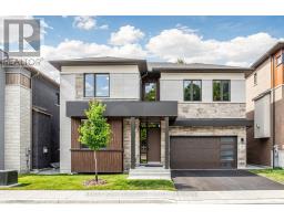 60 ROYAL HILL COURT, Aurora, Ontario