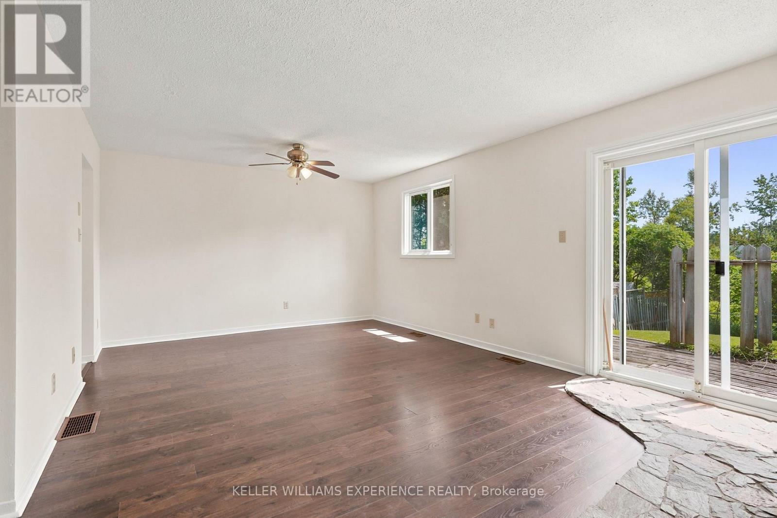 233 Little Avenue, Barrie, Ontario  L4N 6L3 - Photo 13 - S13520314