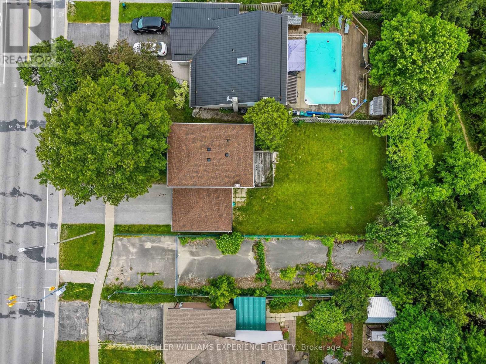 233 Little Avenue, Barrie, Ontario  L4N 6L3 - Photo 39 - S13520314