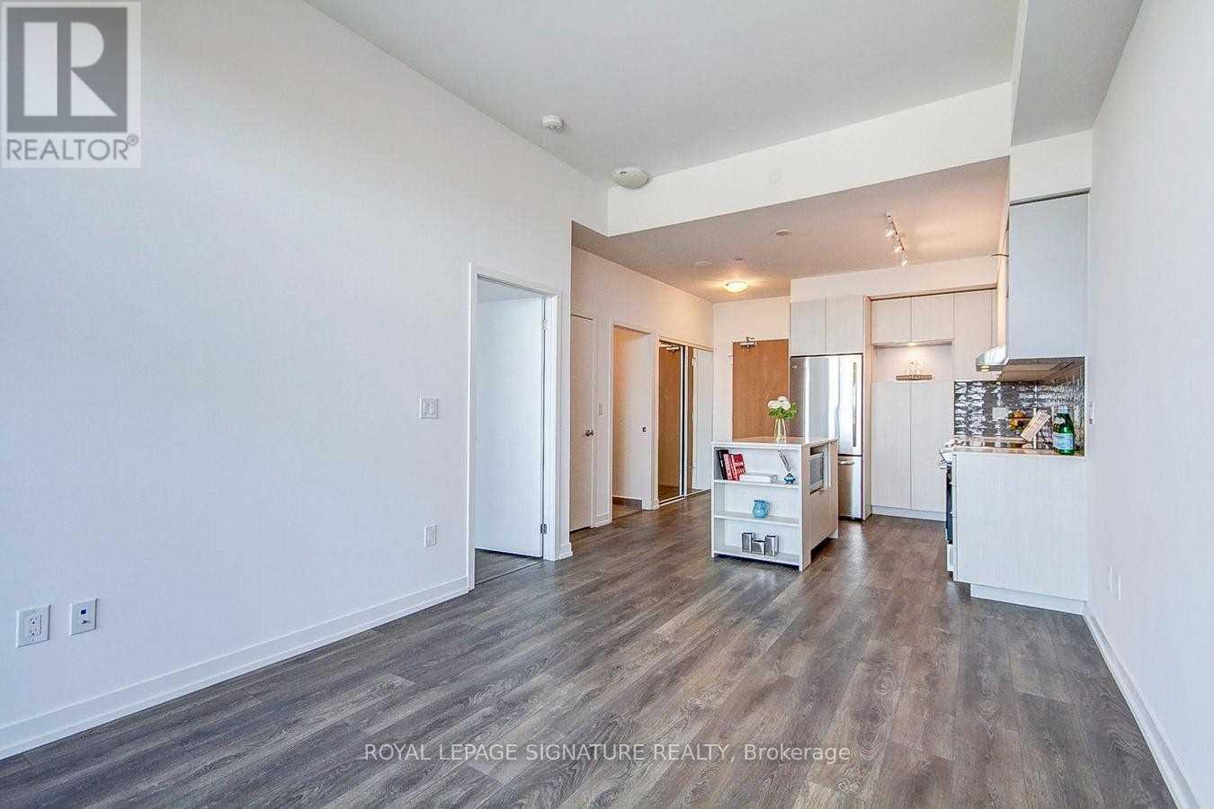 1408 - 2520 Eglinton Avenue W, Mississauga, Ontario  L5M 0Y2 - Photo 5 - W13520116