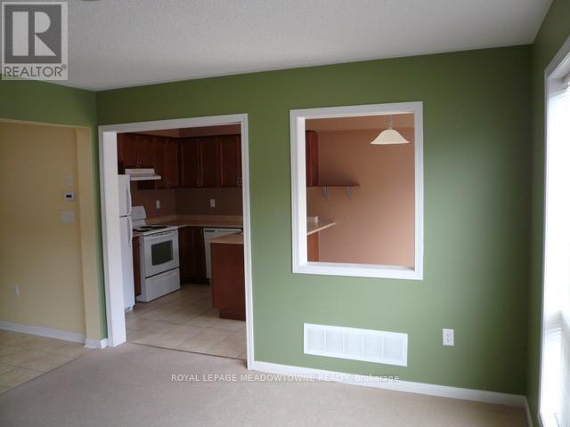 1062 Wickson Way, Milton, Ontario  L9T 6Y4 - Photo 5 - W13520168
