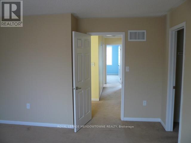 1062 Wickson Way, Milton, Ontario  L9T 6Y4 - Photo 9 - W13520168