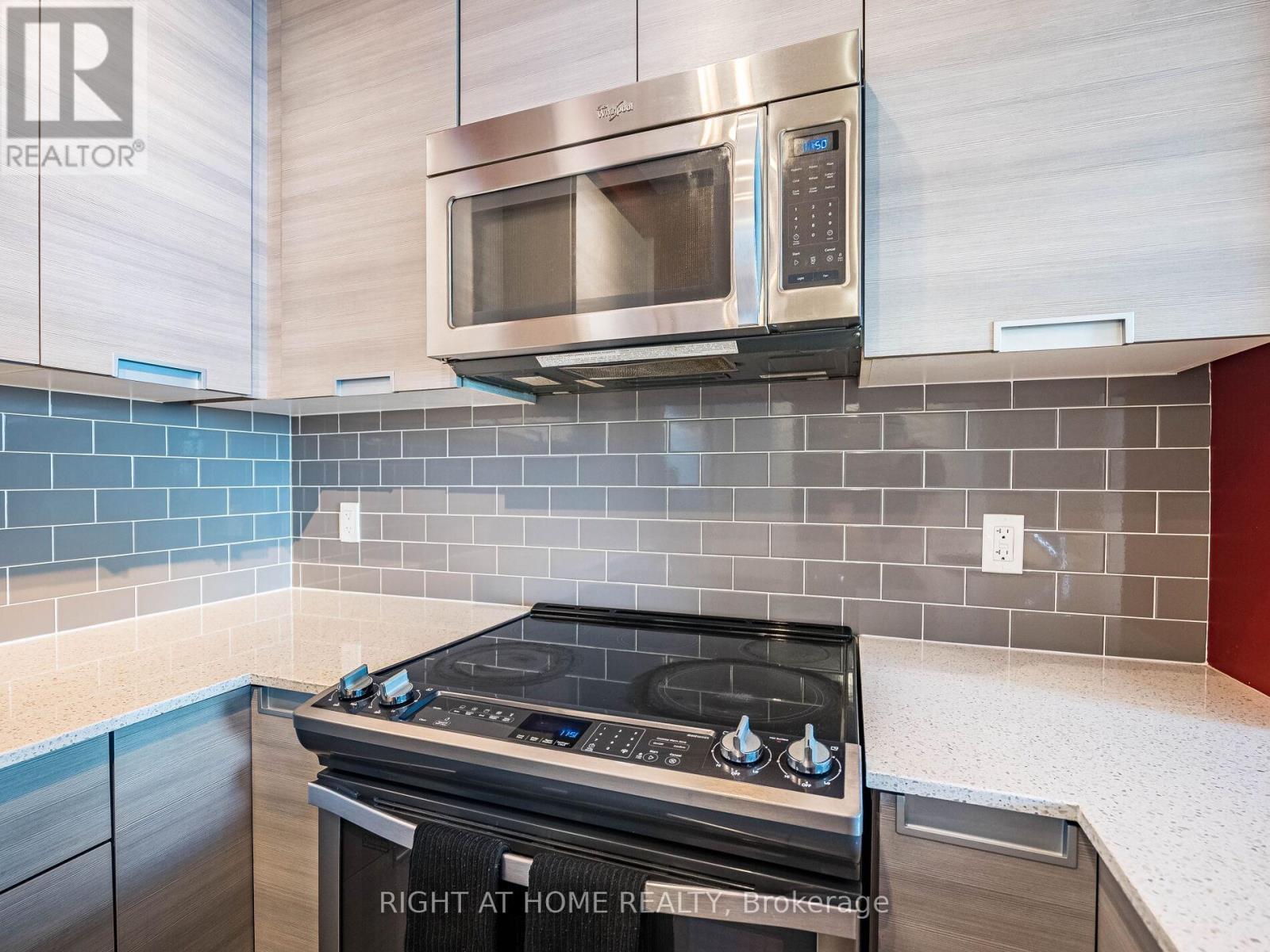 1301 - 55 Eglinton Avenue W, Mississauga, Ontario  L5R 0E4 - Photo 23 - W13520172