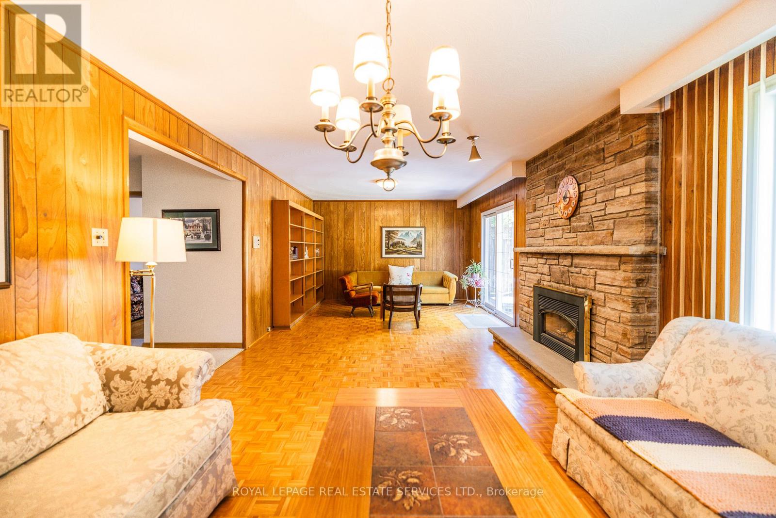 3465 Lincove Terrace, Mississauga, Ontario  L4Y 3N4 - Photo 1 - W13520196