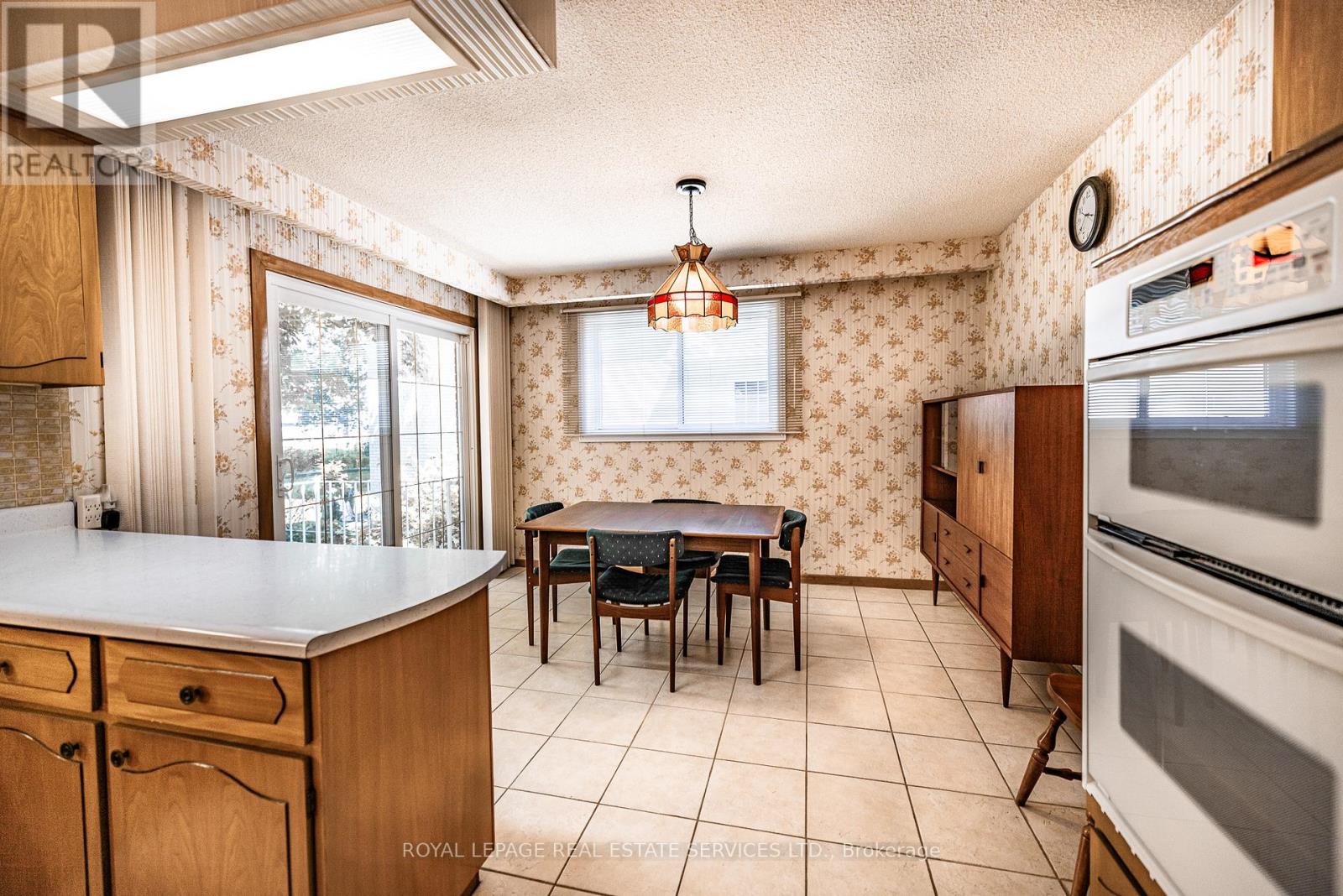 3465 Lincove Terrace, Mississauga, Ontario  L4Y 3N4 - Photo 23 - W13520196