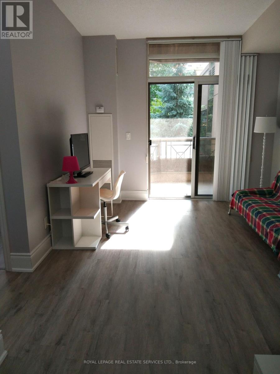 331 - 3888 Duke Of York Boulevard, Mississauga, Ontario  L5B 4P5 - Photo 6 - W13520206