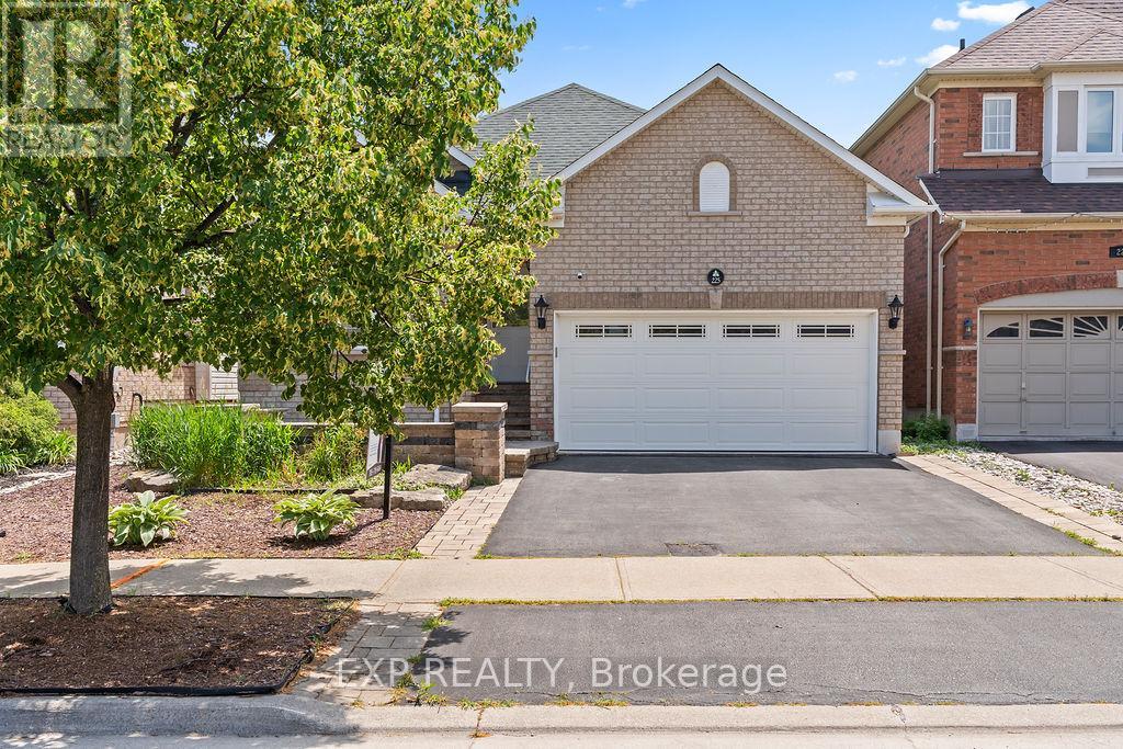 225 ELLIS CRESCENT, Halton Hills, Ontario