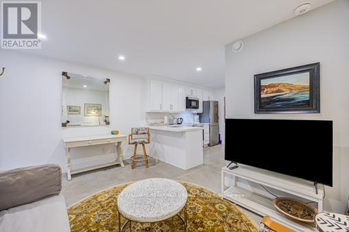 Bsmt - 64 Grenadier Road, Toronto, Ontario  M6R 1R2 - Photo 4 - W13520284