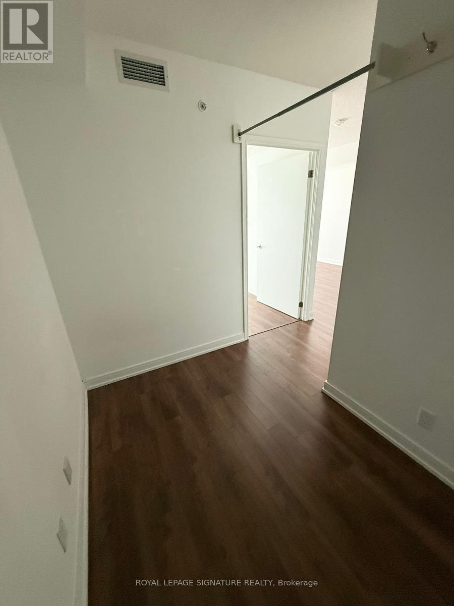 301 - 30 Samuel Wood Way, Toronto, Ontario  M9B 0C9 - Photo 4 - W13520340
