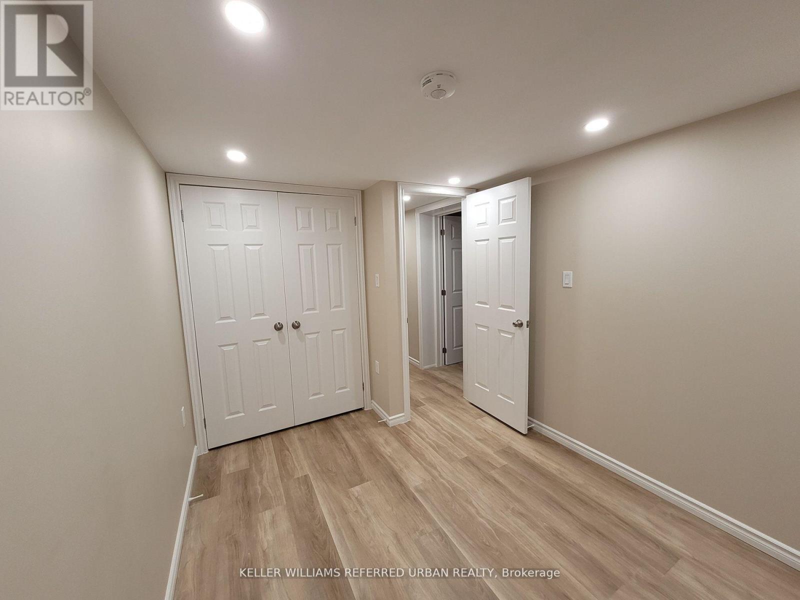 Lower - 163 Livingstone Avenue, Toronto, Ontario  M6E 2L9 - Photo 11 - W13520364