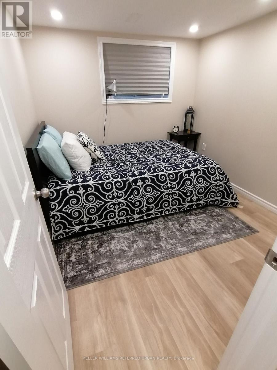 Lower - 163 Livingstone Avenue, Toronto, Ontario  M6E 2L9 - Photo 9 - W13520364