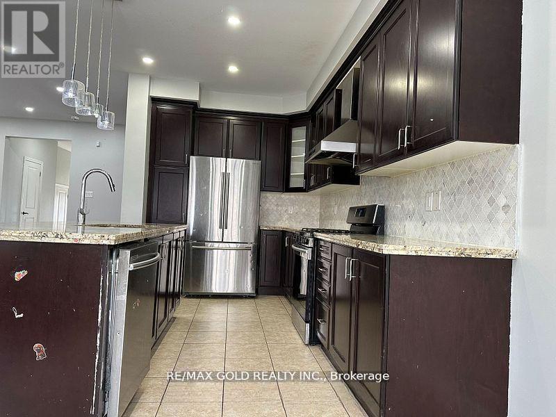 292 Remembrance Drive, Brampton, Ontario  L7A 4J3 - Photo 11 - W13517372