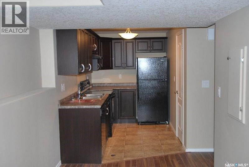246 Sutter Place, Saskatoon, Saskatchewan  S7T 0R3 - Photo 14 - SK041436