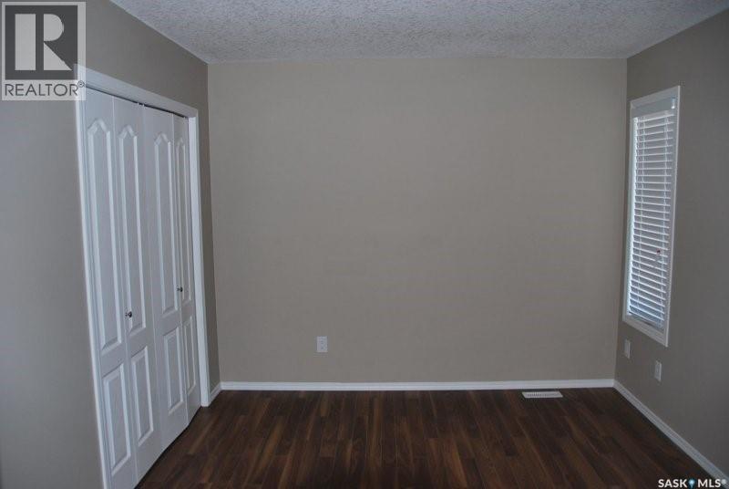 246 Sutter Place, Saskatoon, Saskatchewan  S7T 0R3 - Photo 5 - SK041436