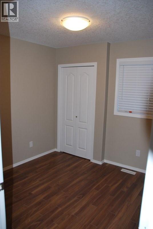 246 Sutter Place, Saskatoon, Saskatchewan  S7T 0R3 - Photo 6 - SK041436