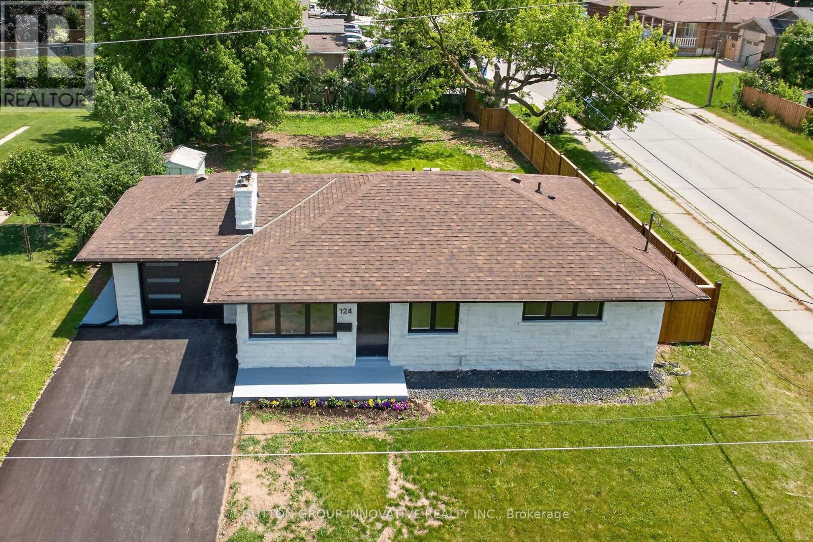 124 Corman Avenue, Hamilton, Ontario  L8G 3W4 - Photo 3 - X13520276