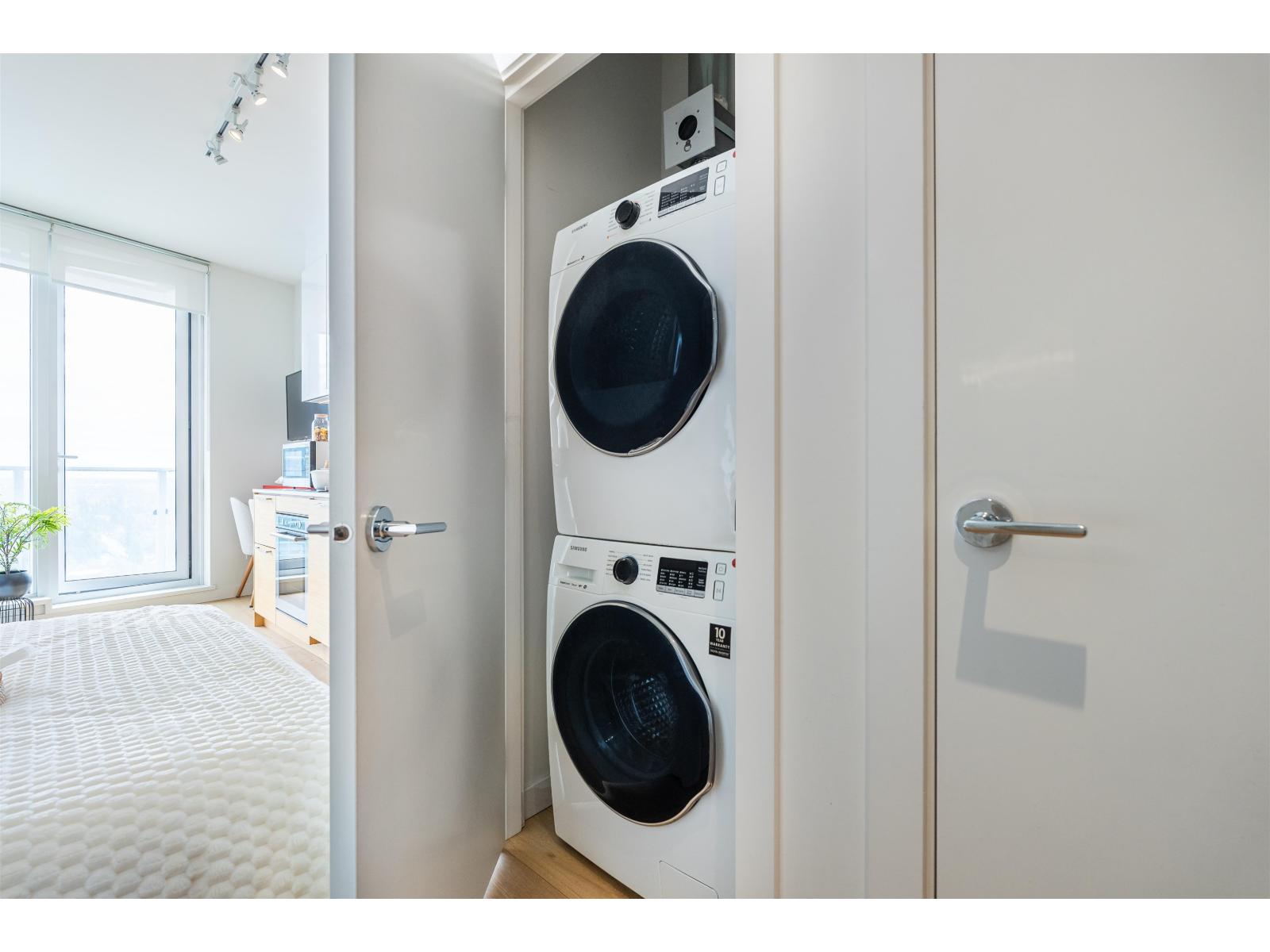 2801 13438 Central Avenue, Surrey, British Columbia  V3T 0N2 - Photo 11 - R3142378